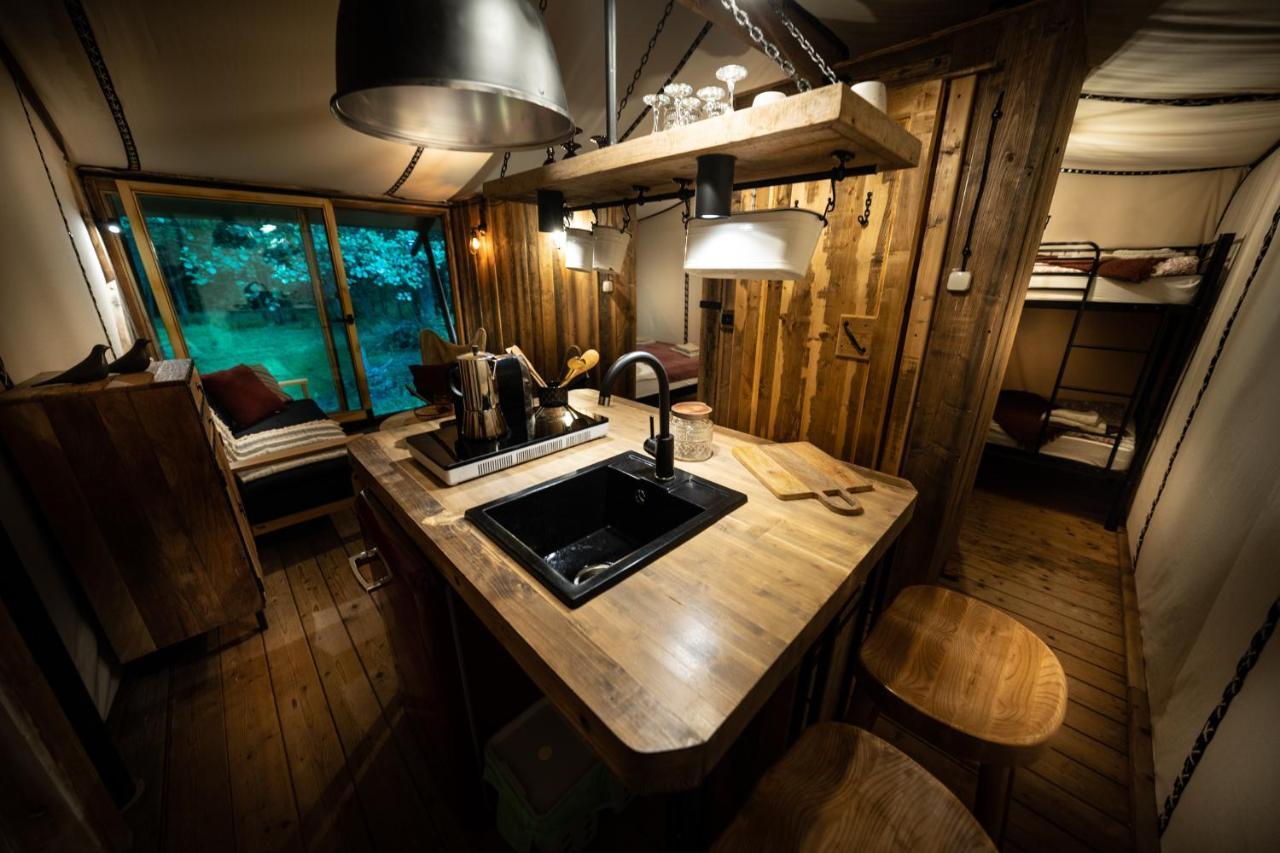 Urzeka Hotel Drzewce  Ngoại thất bức ảnh