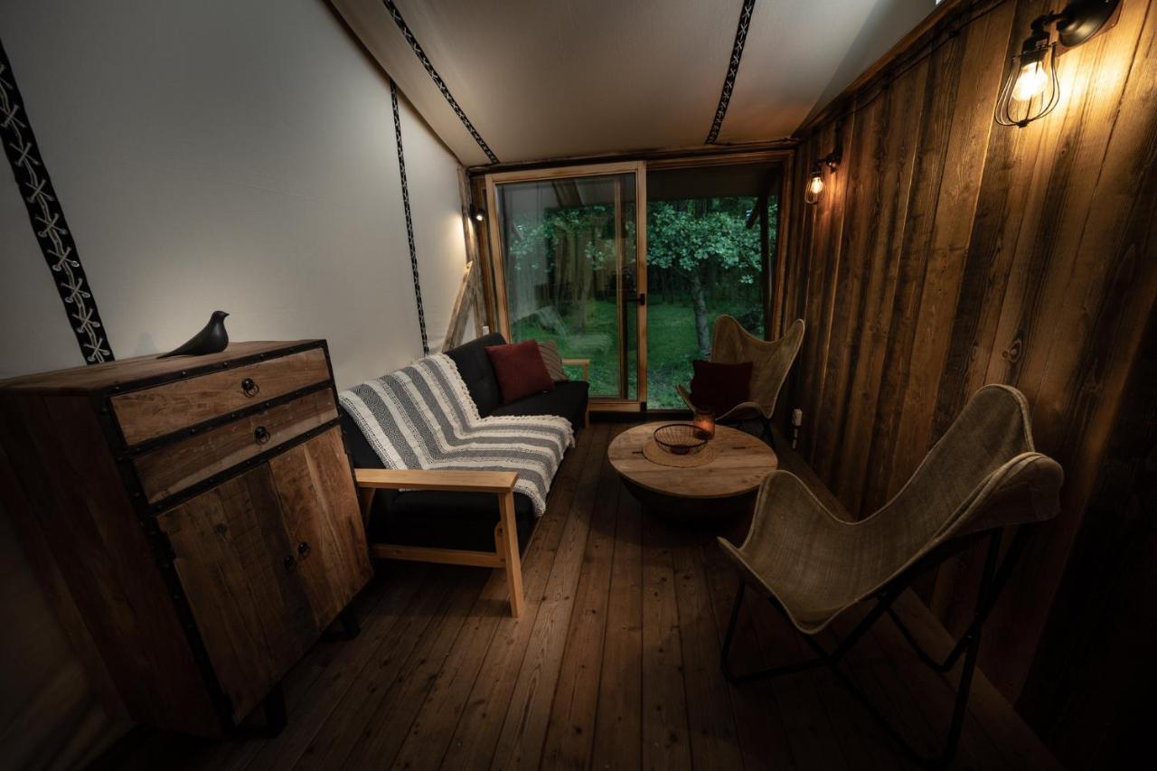 Urzeka Hotel Drzewce  Ngoại thất bức ảnh